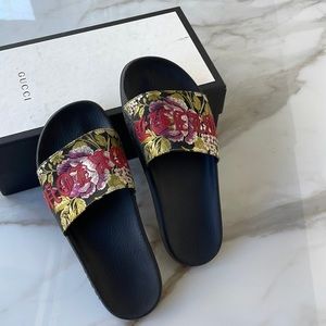 GUCCI BLIND FOR LOVE SLIDES